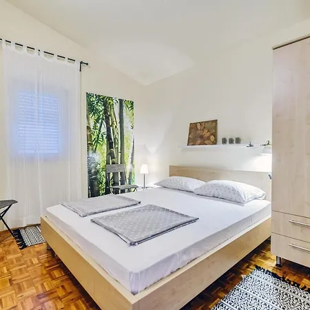 With A Parking Space - 18338 Apartment