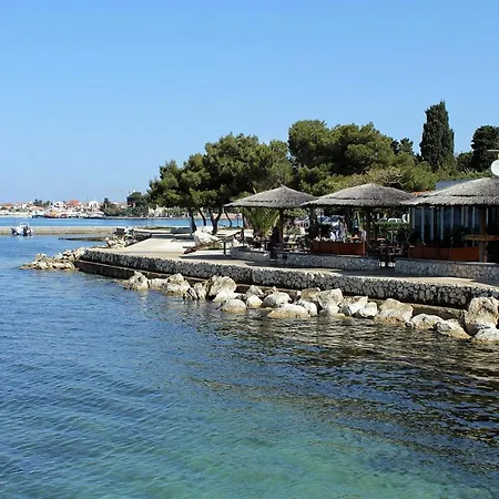 公寓 With Parking Space - 18338